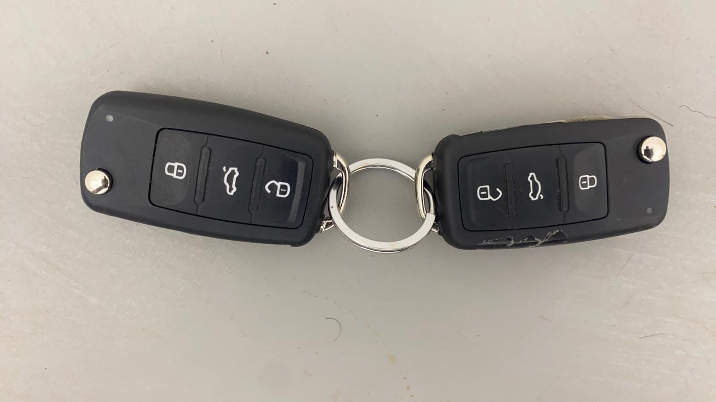 2019 Volkswagen Polo HIGHLINE PLUS 1.0 16 ALLOY, Petrol, Manual, 38,883 km, Key Close Up