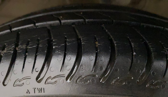 2020 Maruti S PRESSO VXI+, Petrol, Manual, 16,428 km, Left Front Tyre Tread