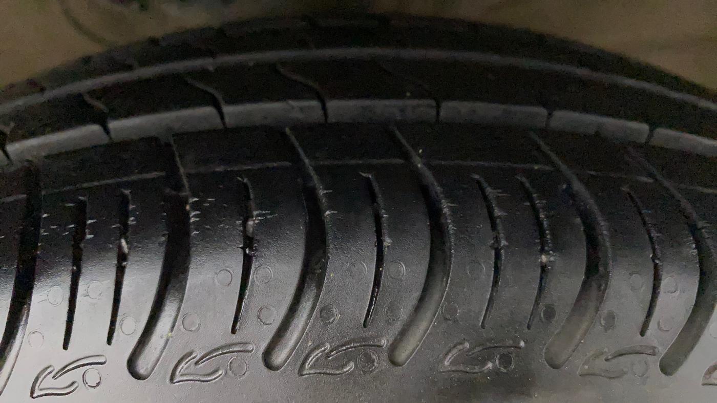 2020 Maruti S PRESSO VXI+, Petrol, Manual, 16,428 km, Right Front Tyre Tread