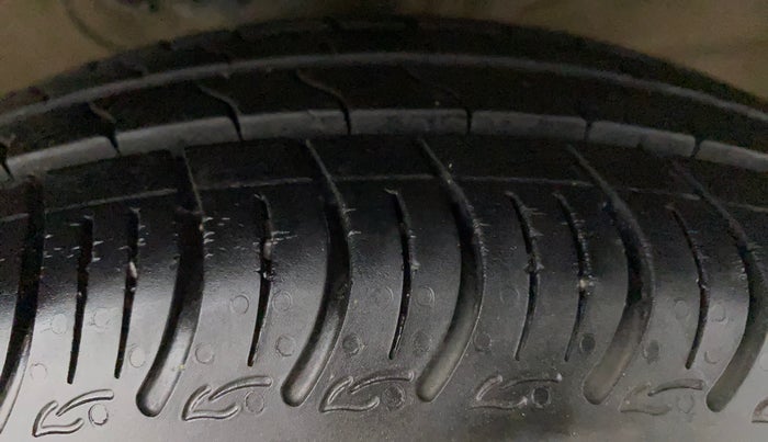 2020 Maruti S PRESSO VXI+, Petrol, Manual, 16,428 km, Right Front Tyre Tread