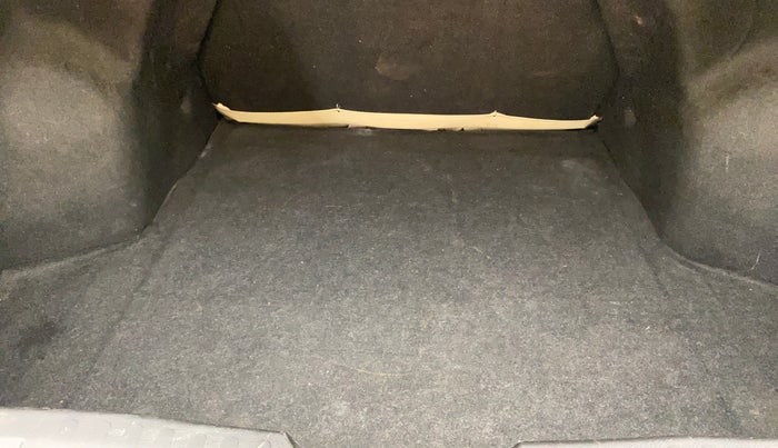 2016 Maruti Ciaz VDI+ SHVS, Diesel, Manual, 68,371 km, Boot Inside