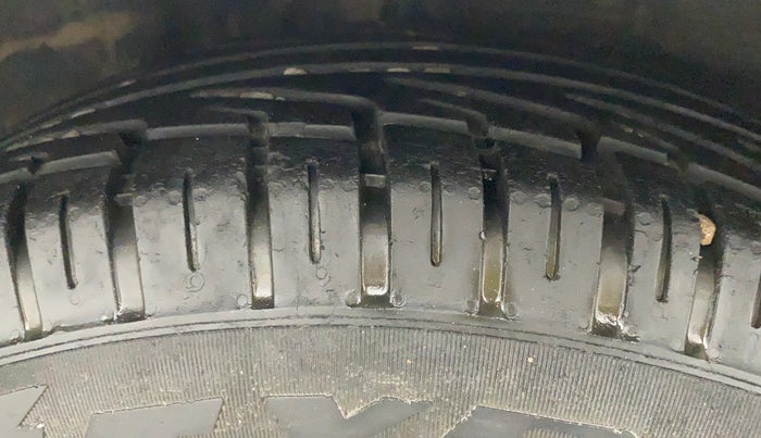 2010 Honda Accord 2.4L INSPIRE MT, Petrol, Manual, 50,045 km, Right Rear Tyre Tread