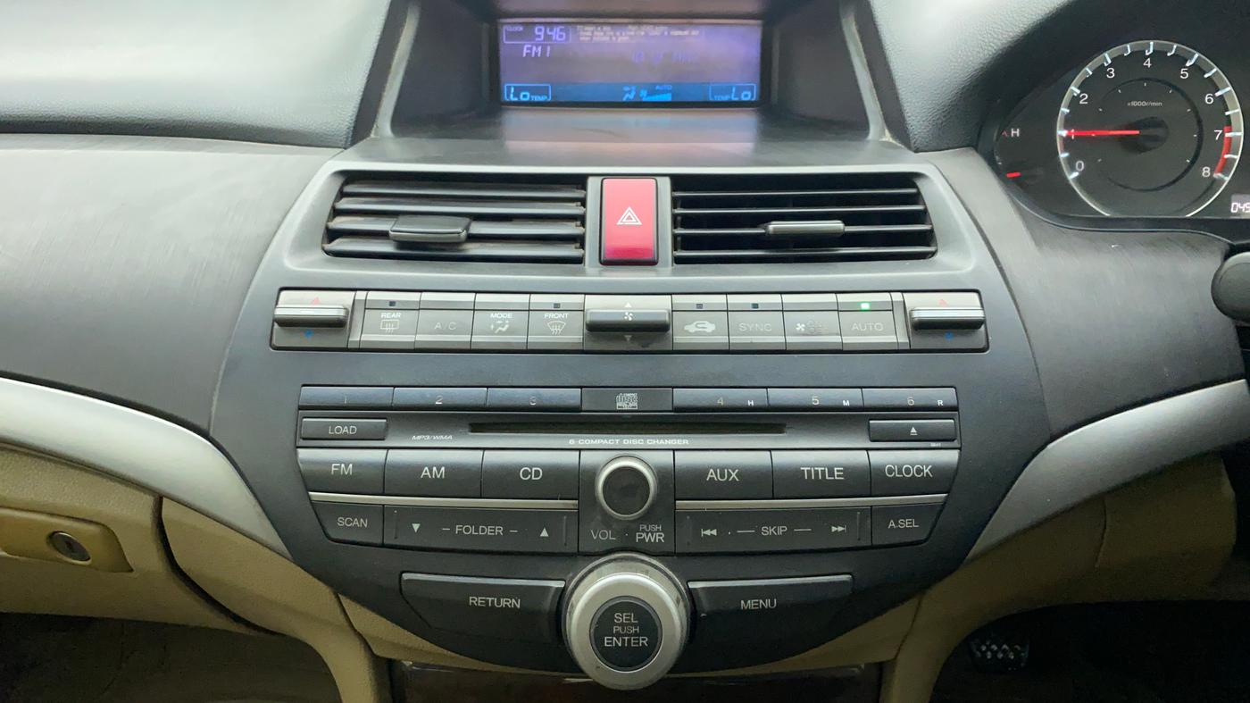 2010 Honda Accord 2.4L INSPIRE MT, Petrol, Manual, 50,045 km, Infotainment System