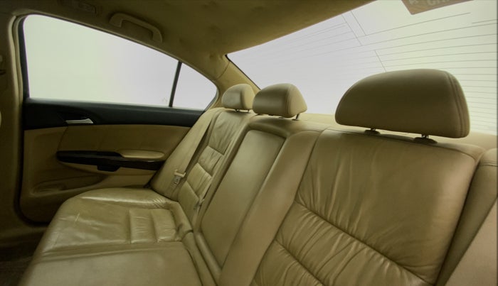 2010 Honda Accord 2.4L INSPIRE MT, Petrol, Manual, 50,045 km, Right Side Rear Door Cabin