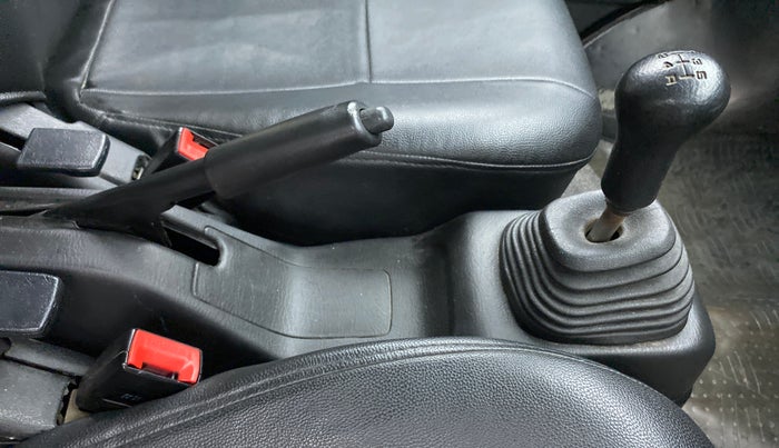 2018 Maruti Eeco 5 STR WITH A/C+HTR, Petrol, Manual, 31,475 km, Gear Lever