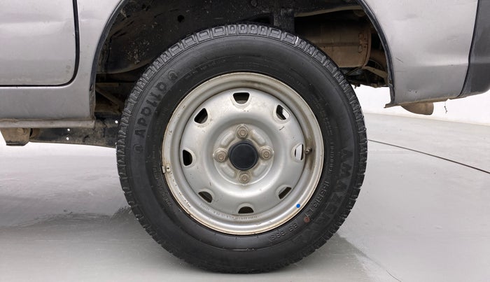 2018 Maruti Eeco 5 STR WITH A/C+HTR, Petrol, Manual, 31,475 km, Left Rear Wheel