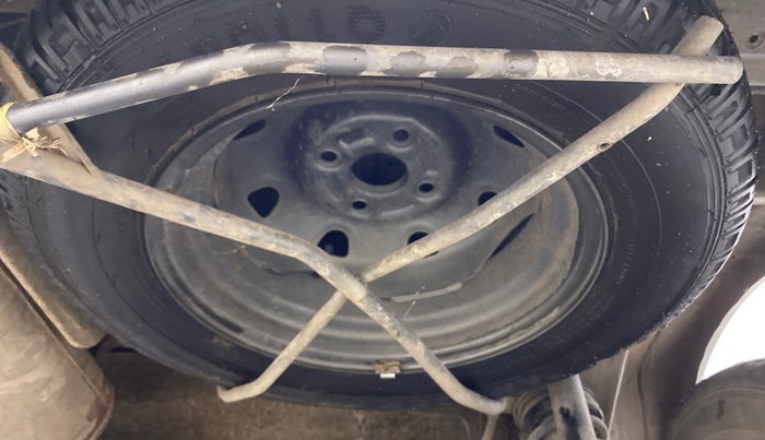 2018 Maruti Eeco 5 STR WITH A/C+HTR, Petrol, Manual, 31,475 km, Spare Tyre