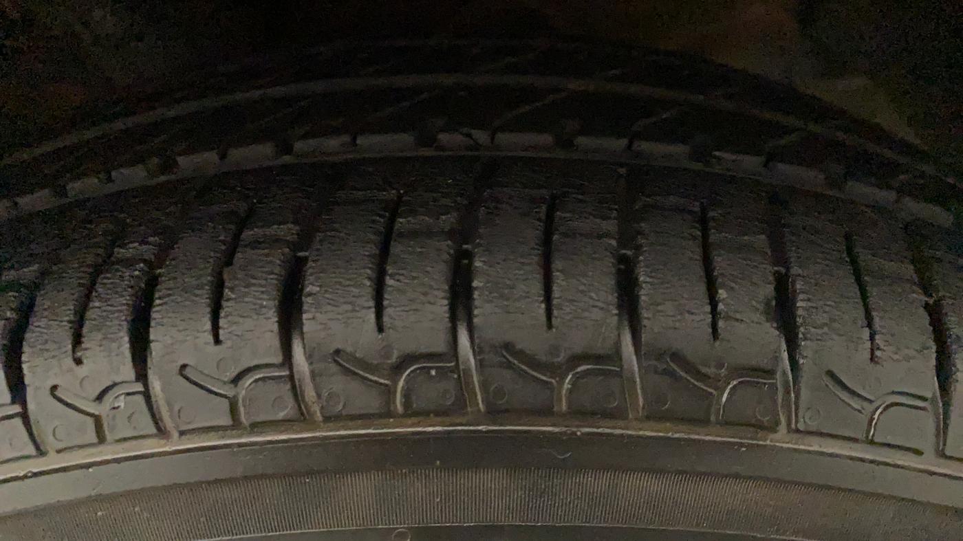 2020 Hyundai NEW SANTRO SPORTZ CNG, CNG, Manual, 56,549 km, Left Front Tyre Tread
