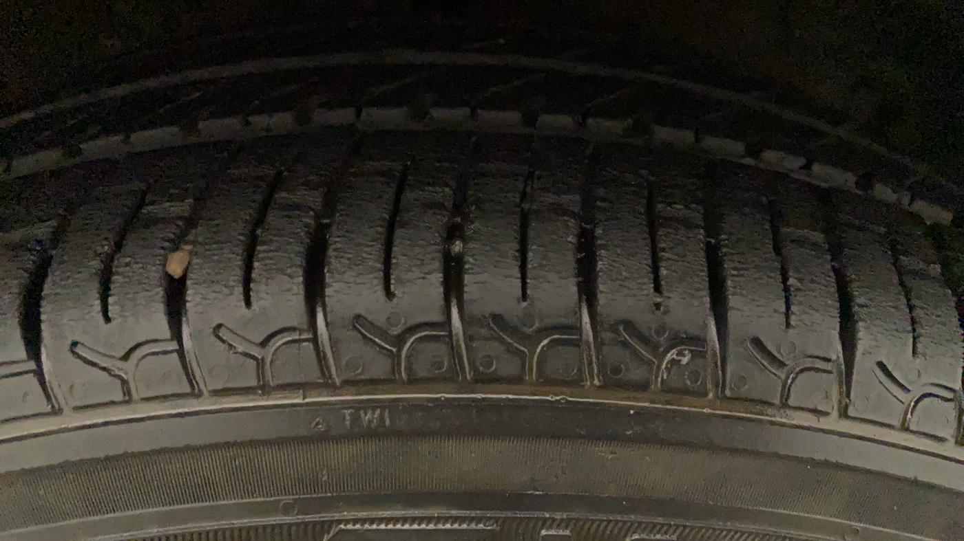 2020 Hyundai NEW SANTRO SPORTZ CNG, CNG, Manual, 56,549 km, Right Front Tyre Tread