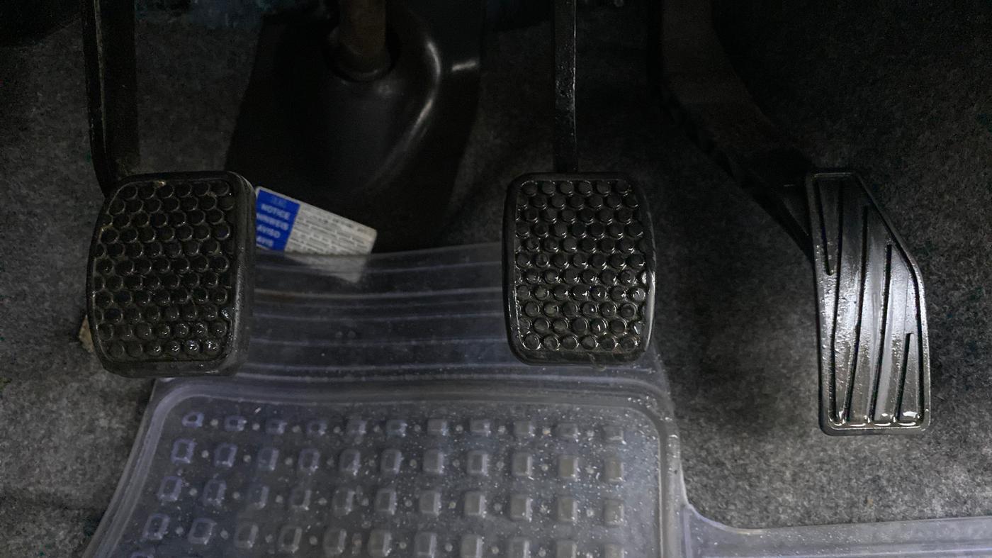 2021 Maruti Alto LXI, Petrol, Manual, 7,349 km, Pedals