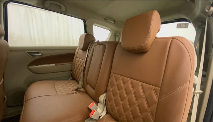 2014 Maruti Ertiga VXI CNG, CNG, Manual, 77,604 km, Right Side Rear Door Cabin