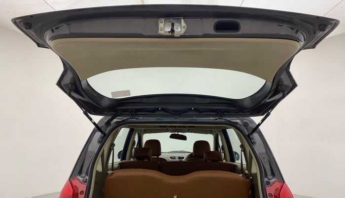 2014 Maruti Ertiga VXI CNG, CNG, Manual, 77,604 km, Boot Door Open