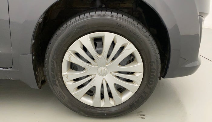 2014 Maruti Ertiga VXI CNG, CNG, Manual, 77,604 km, Right Front Wheel