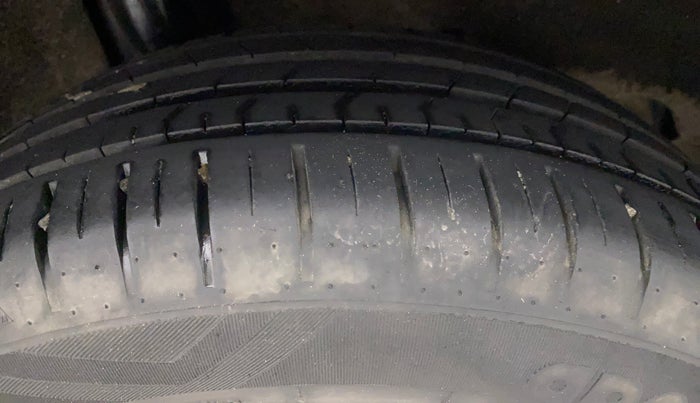 2019 Maruti Baleno ALPHA CVT PETROL 1.2, Petrol, Automatic, 29,971 km, Right Rear Tyre Tread