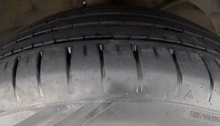2019 Maruti Baleno ALPHA CVT PETROL 1.2, Petrol, Automatic, 29,971 km, Right Front Tyre Tread