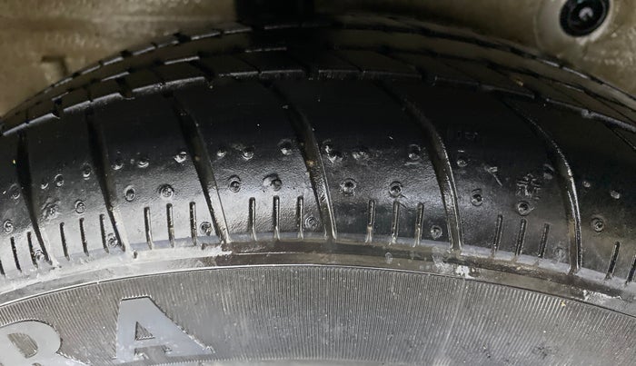 2018 Maruti Celerio X Vxi, CNG, Manual, 20,239 km, Right Rear Tyre Tread