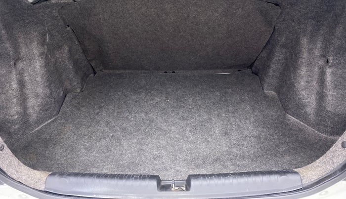 2016 Honda Amaze 1.2 SAT I VTEC, Petrol, Automatic, 39,256 km, Boot Inside