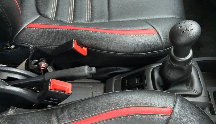 2017 Maruti Alto 800 LXI, Petrol, Manual, 20,305 km, Gear Lever
