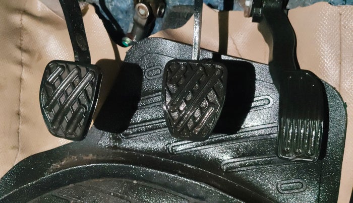 2018 Datsun Go T, Petrol, Manual, 28,485 km, Pedals