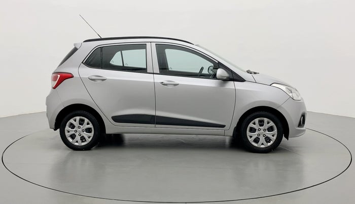 2016 Hyundai Grand i10 SPORTZ 1.2 KAPPA VTVT, Petrol, Manual, 66,955 km, Right Side View