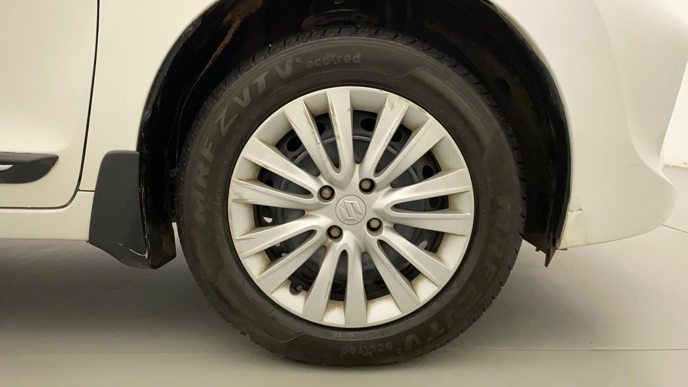 2021 Maruti Baleno DELTA PETROL 1.2, Petrol, Manual, 10,972 km, Right Front Wheel