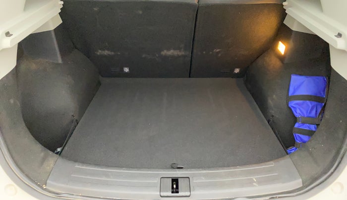 2023 MG ASTOR SAVVY 1.3 TURBO AT S RED, Petrol, Automatic, 16,799 km, Boot Inside