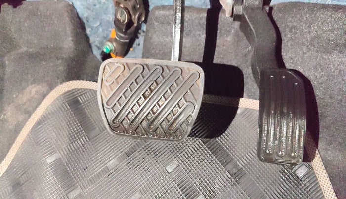 2017 Nissan Micra XV CVT, Petrol, Automatic, 14,581 km, Pedals