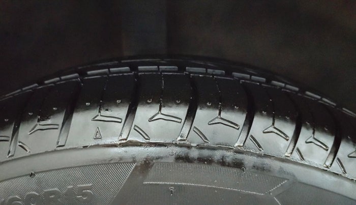 2017 Nissan Micra XV CVT, Petrol, Automatic, 14,581 km, Right Rear Tyre Tread