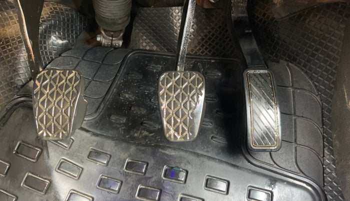 2017 Ford Ecosport TITANIUM 1.5L PETROL, Petrol, Manual, 1,22,866 km, Pedals