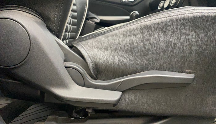 2023 Maruti Swift ZXI PLUS, Petrol, Manual, 20,314 km, Driver Side Adjustment Panel