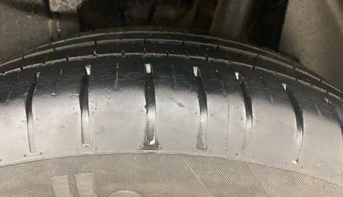 2023 Maruti Swift ZXI PLUS, Petrol, Manual, 20,314 km, Left Rear Tyre Tread