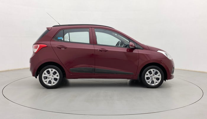 2016 Hyundai Grand i10 SPORTZ 1.2 KAPPA VTVT, Petrol, Manual, 54,631 km, Right Side View