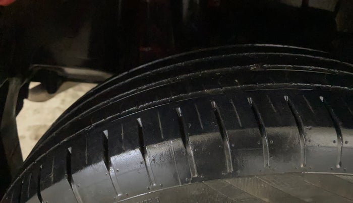2020 Maruti Swift ZXI, Petrol, Manual, 21,510 km, Right Rear Tyre Tread