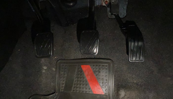 2020 Maruti Swift ZXI, Petrol, Manual, 21,510 km, Pedals