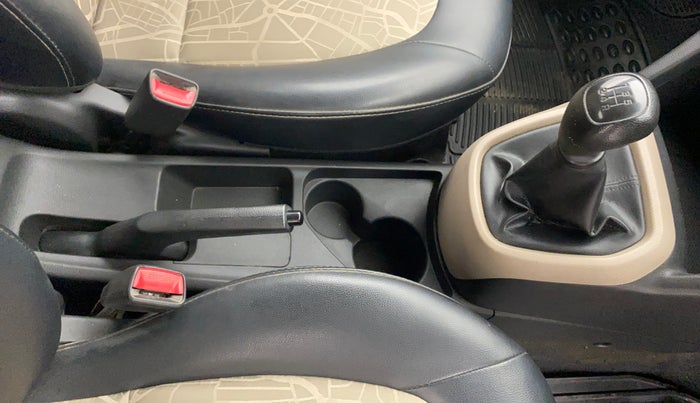 2017 Hyundai Grand i10 MAGNA 1.2 KAPPA VTVT, Petrol, Manual, 82,417 km, Gear Lever