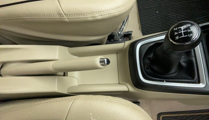 2019 Maruti Dzire VXI, Petrol, Manual, 11,583 km, Gear Lever