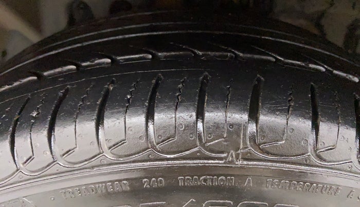 2014 Ford Ecosport 1.5 TITANIUM TI VCT AT, Petrol, Automatic, 42,768 km, Left Front Tyre Tread