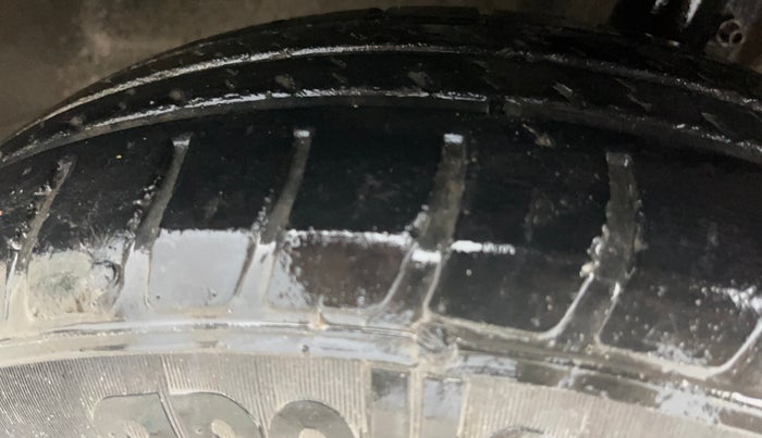 2019 Maruti Dzire LXI, Petrol, Manual, 57,465 km, Right Front Tyre Tread