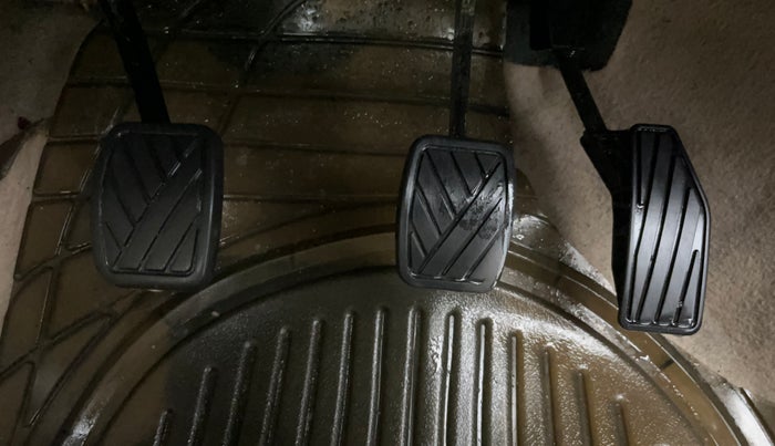 2019 Maruti Dzire LXI, Petrol, Manual, 57,465 km, Pedals