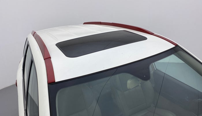 2017 Mahindra XUV500 W10 FWD, Diesel, Manual, 64,140 km, Roof