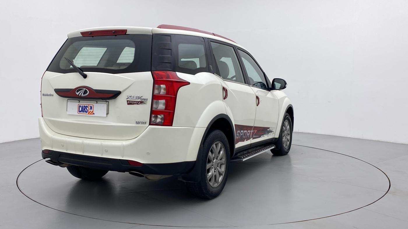 2017 Mahindra XUV500 W10 FWD, Diesel, Manual, 64,140 km, Right Back Diagonal