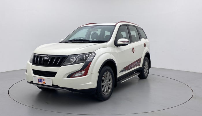2017 Mahindra XUV500 W10 FWD, Diesel, Manual, 64,140 km, Left Front Diagonal