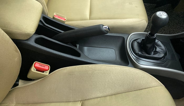 2016 Honda City 1.5L I-VTEC SV, Petrol, Manual, 63,695 km, Gear Lever