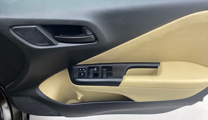 2016 Honda City 1.5L I-VTEC SV, Petrol, Manual, 63,695 km, Driver Side Door Panels Control
