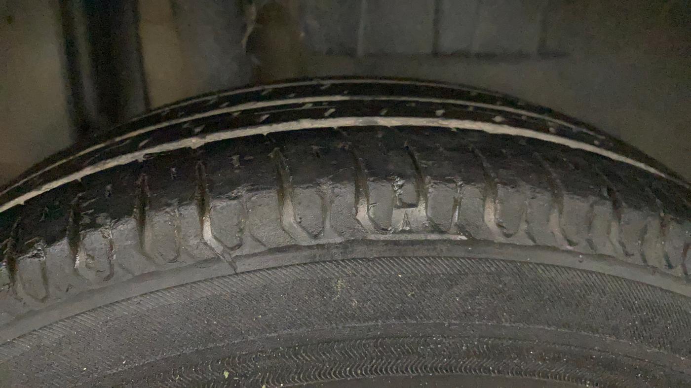 2018 Maruti Dzire VXI, Petrol, Manual, 67,849 km, Right Rear Tyre Tread