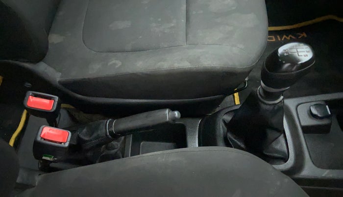 2019 Renault Kwid RXL, Petrol, Manual, 9,550 km, Gear Lever