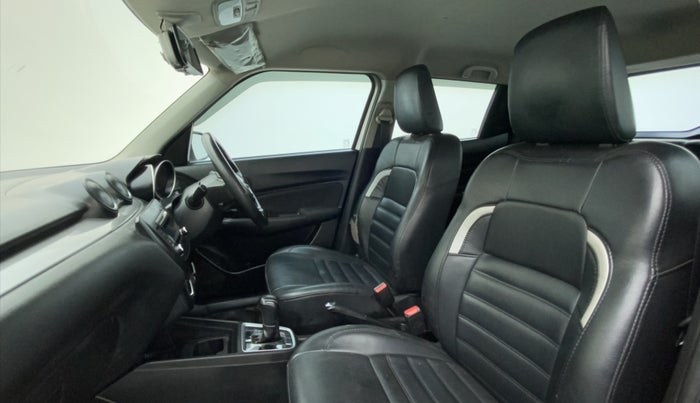 2018 Maruti Swift VXI AMT D, Petrol, Automatic, 59,428 km, Right Side Front Door Cabin