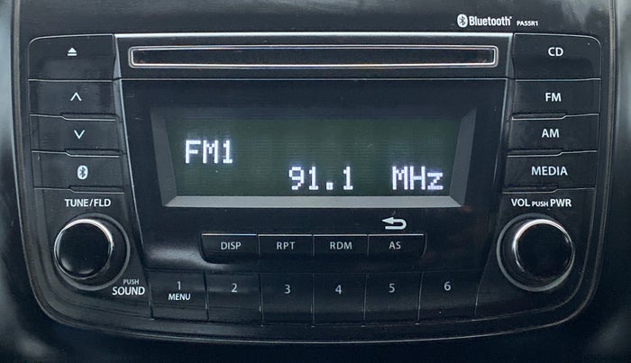 2018 Maruti Swift VXI AMT D, Petrol, Automatic, 59,428 km, Infotainment System