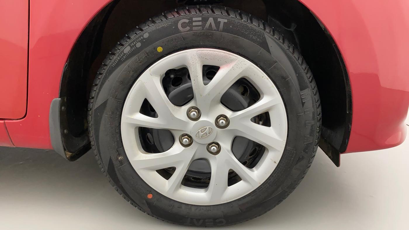 2017 Hyundai Grand i10 MAGNA 1.2 KAPPA VTVT, Petrol, Manual, 45,769 km, Right Front Wheel
