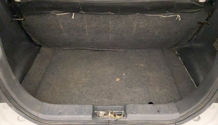 2016 Maruti Alto 800 LXI, Petrol, Manual, 39,770 km, Boot Inside